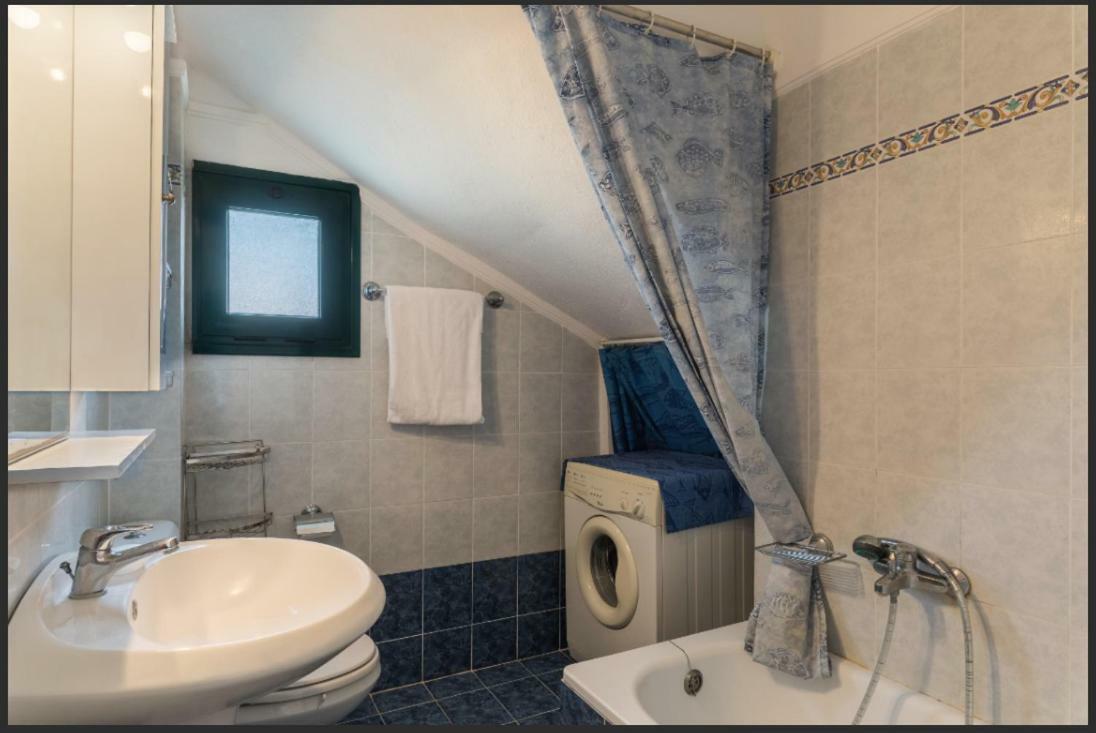 Oxana House Apartment Nea Moudania Bagian luar foto