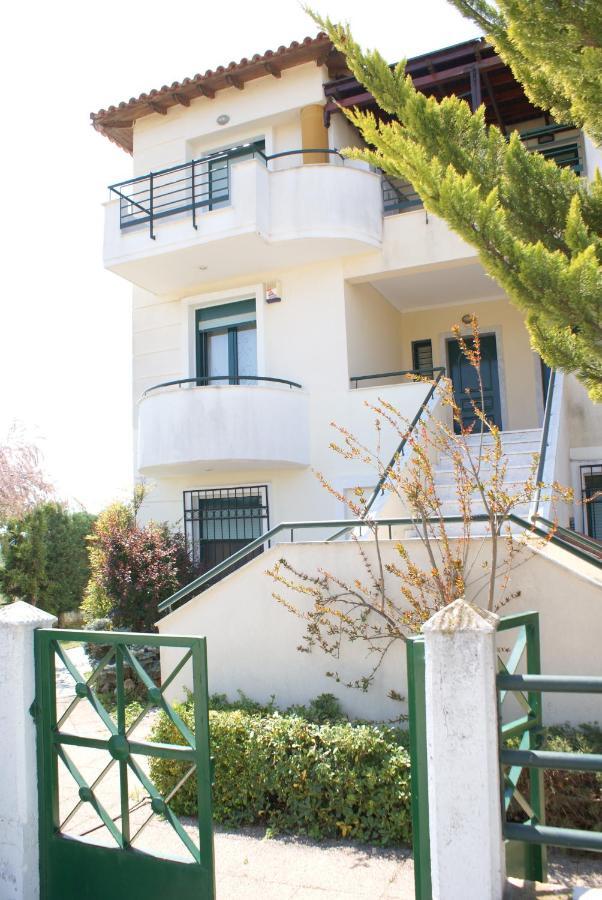 Oxana House Apartment Nea Moudania Bagian luar foto