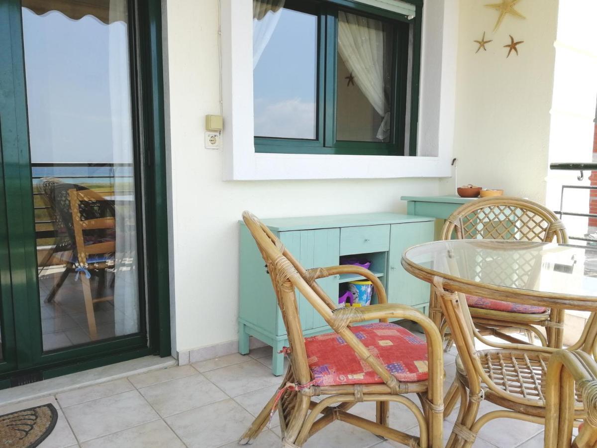Oxana House Apartment Nea Moudania Bagian luar foto